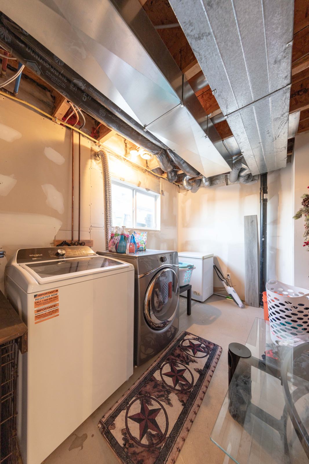 Laundry & utility